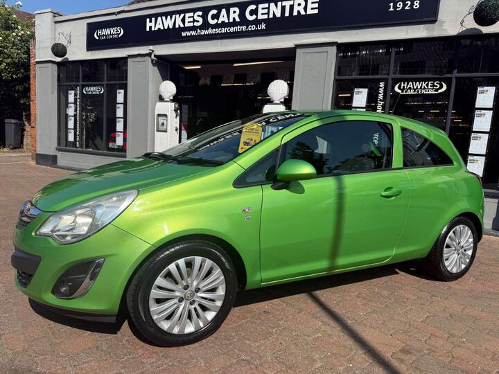 Vauxhall Corsa 1.2 16V Excite Euro 5 3dr (A/C)