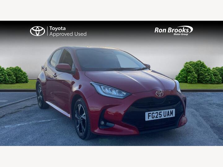Toyota Yaris 1.5 VVT-h Design E-CVT Euro 6 (s/s) 5dr