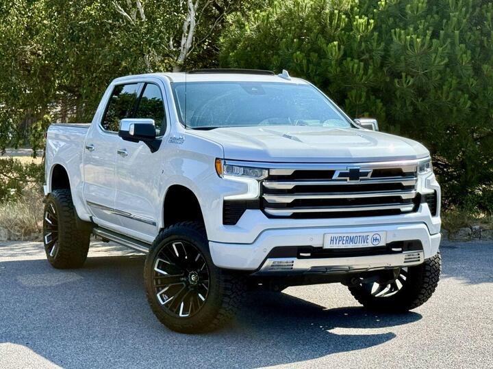 Chevrolet SILVERADO 6.2L EcoTech3 V8 1500 HIGH COUNTRY 4WD SHORT BED (420BHP)
