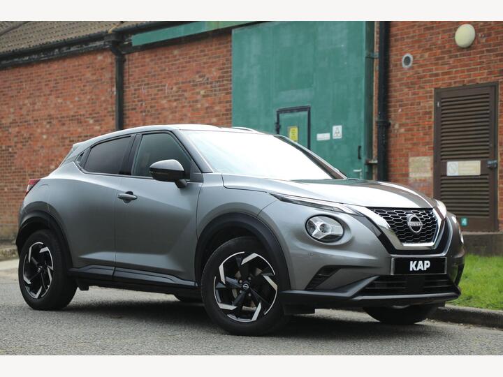 Nissan Juke 1.0 DIG-T N-Connecta Euro 6 (s/s) 5dr Nissan Juke 1.0 DIG-T N-Connecta Euro 6 (s/s) 5dr