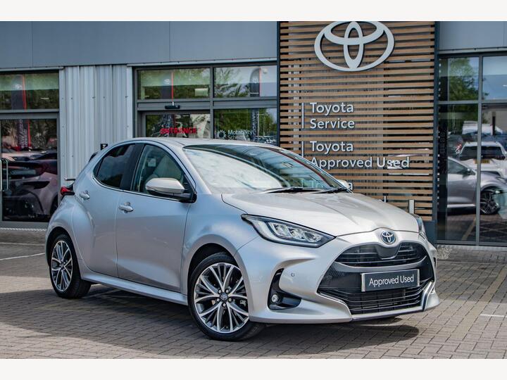 Toyota Yaris 1.5 VVT-h Excel E-CVT Euro 6 (s/s) 5dr