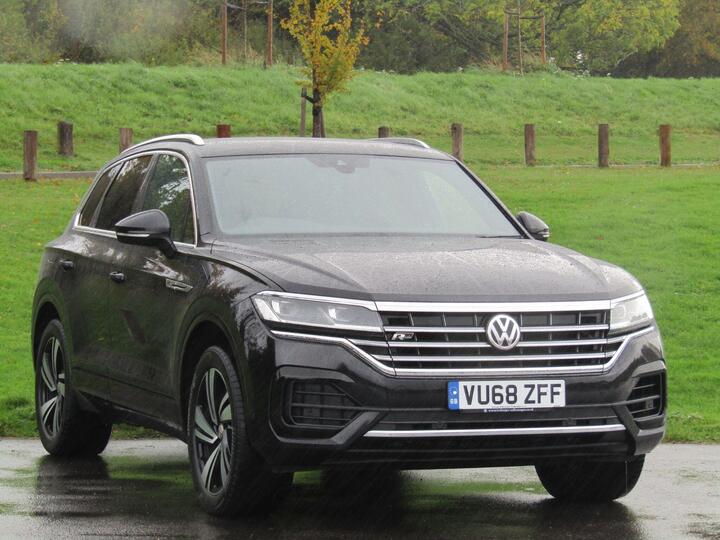 Volkswagen Touareg 3.0 TDI V6 R-Line Tech Tiptronic 4Motion Euro 6 (s/s) 5dr