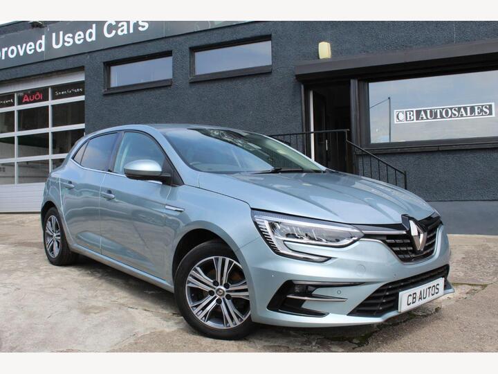 Renault MEGANE 1.3 TCe Iconic Euro 6 (s/s) 5dr Renault MEGANE 1.3 TCe Iconic Euro 6 (s/s) 5dr