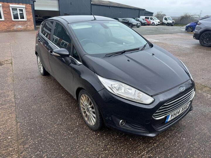 Ford FIESTA 1.5 TDCi Titanium Euro 5 5dr