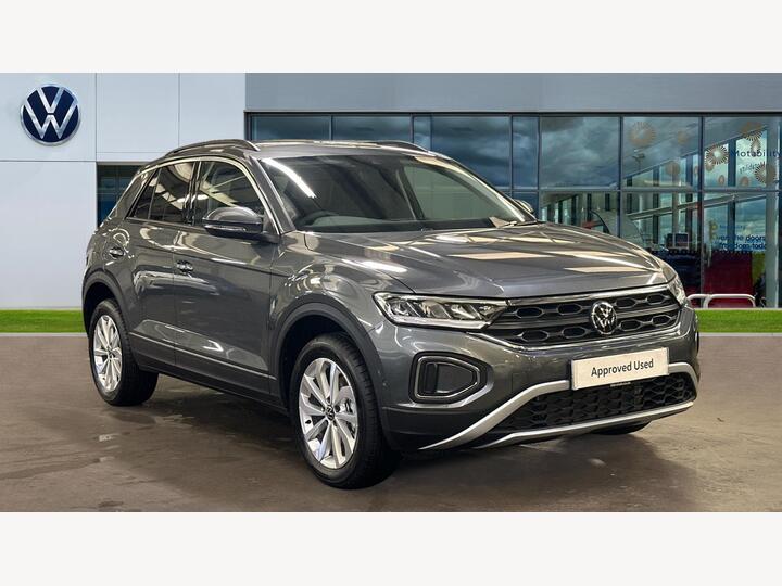 Volkswagen T-Roc 1.5 TSI Match DSG Euro 6 (s/s) 5dr Volkswagen T-Roc 1.5 TSI Match DSG Euro 6 (s/s) 5dr