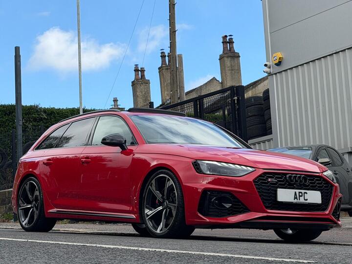 Audi RS4 Avant 2.9 TFSI V6 Tiptronic Quattro Euro 6 (s/s) 5dr Audi RS4 Avant 2.9 TFSI V6 Tiptronic Quattro Euro 6 (s/s) 5dr
