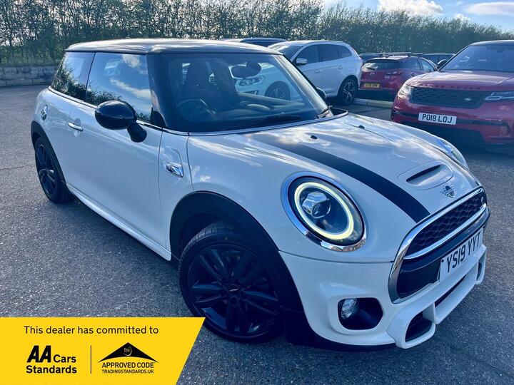 MINI Hatch 2.0 Cooper S Sport Steptronic Euro 6 (s/s) 3dr