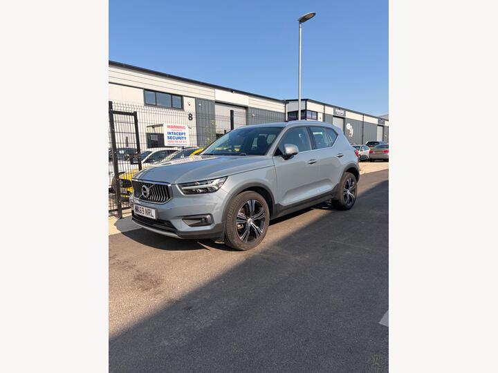 Volvo XC40 2.0 D4 Inscription Pro Auto AWD Euro 6 (s/s) 5dr