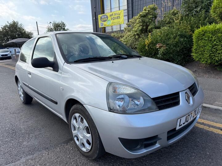 Renault Clio 1.2 Campus 3dr