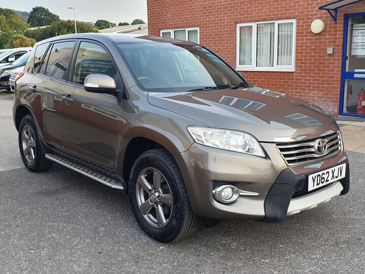 Toyota RAV4 2.2 D-4D XT-R 4WD Euro 5 5dr
