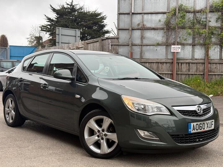Vauxhall Astra 1.6 16v Exclusiv Auto Euro 5 5dr
