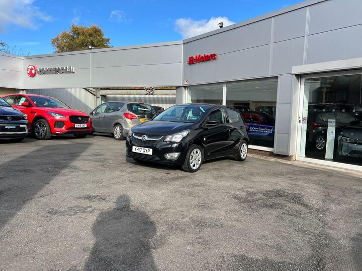 Vauxhall Viva 1.0i SE Euro 6 5dr (a/c) Vauxhall Viva 1.0i SE Euro 6 5dr (a/c)