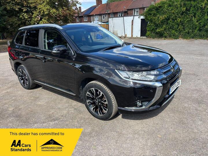 Mitsubishi Outlander 2.0h 12kWh 4hs CVT 4WD Euro 6 (s/s) 5dr