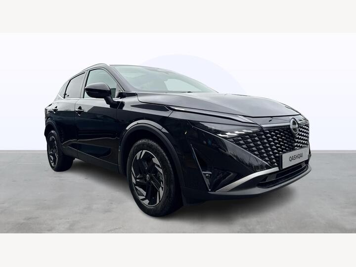 Nissan QASHQAI 1.3 DiG-T MH N-Connecta [Glass Roof] 5dr