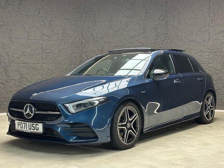 Mercedes-Benz A-CLASS 1.3 A180 AMG Line Edition (Premium Plus) 7G-DCT Euro 6 (s/s) 5dr