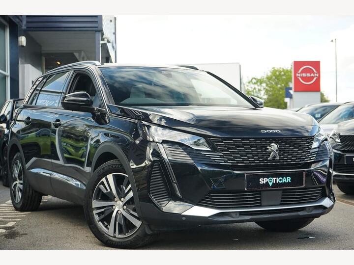 Peugeot 5008 1.2 PureTech Allure Premium + EAT Euro 6 (s/s) 5dr Peugeot 5008 1.2 PureTech Allure Premium + EAT Euro 6 (s/s) 5dr