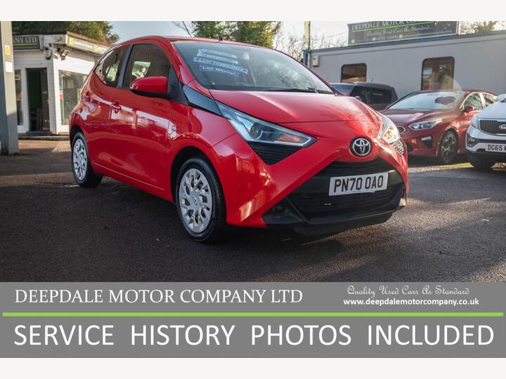Toyota AYGO 1.0 VVT-i X-play Euro 6 5dr Toyota AYGO 1.0 VVT-i X-play Euro 6 5dr