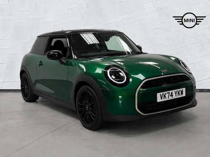 MINI Hatch 1.5C Exclusive Steptronic Euro 6 (s/s) 3dr