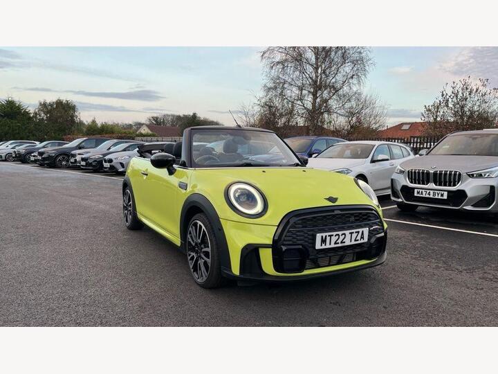 MINI Convertible 1.5 Cooper Sport Steptronic Euro 6 (s/s) 2dr MINI Convertible 1.5 Cooper Sport Steptronic Euro 6 (s/s) 2dr