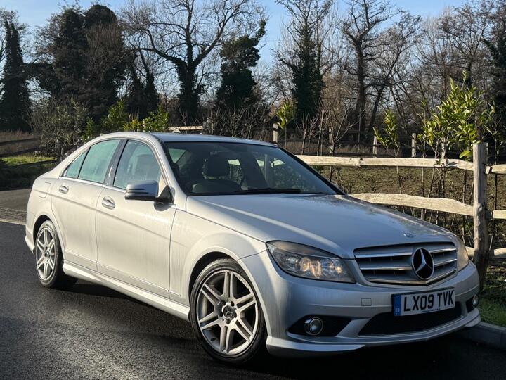 Mercedes-Benz C Class 2.1 C220 CDI Sport Auto Euro 4 4dr