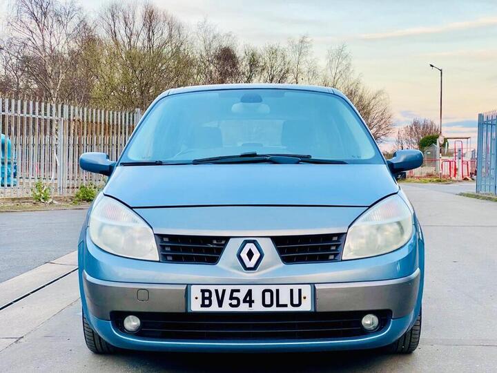 Renault Scenic 1.6 VVT Dynamique 5dr