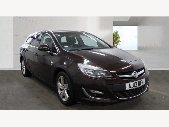 Vauxhall Astra 2.0 CDTi SRi Sports Tourer Euro 5 (s/s) 5dr