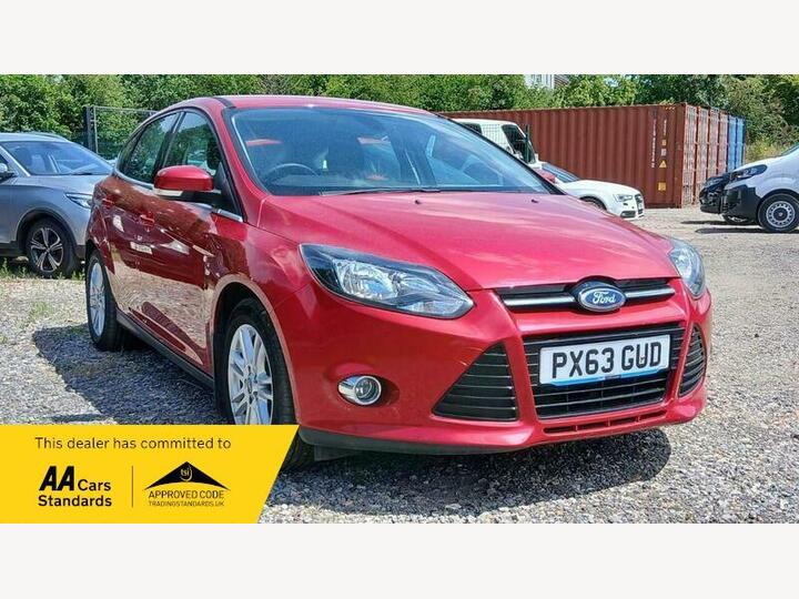 Ford Focus 1.0T EcoBoost Titanium Euro 5 (s/s) 5dr