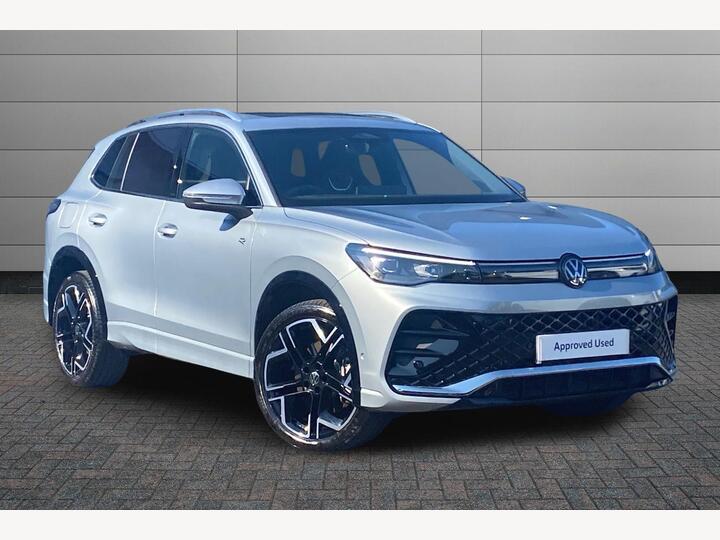 Volkswagen Tiguan 1.5 TSI EHybrid 19.7kWh R-Line DSG Euro 6 (s/s) 5dr