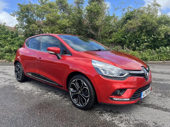 Renault CLIO 0.9 TCe Iconic Euro 6 (s/s) 5dr Renault CLIO 0.9 TCe Iconic Euro 6 (s/s) 5dr