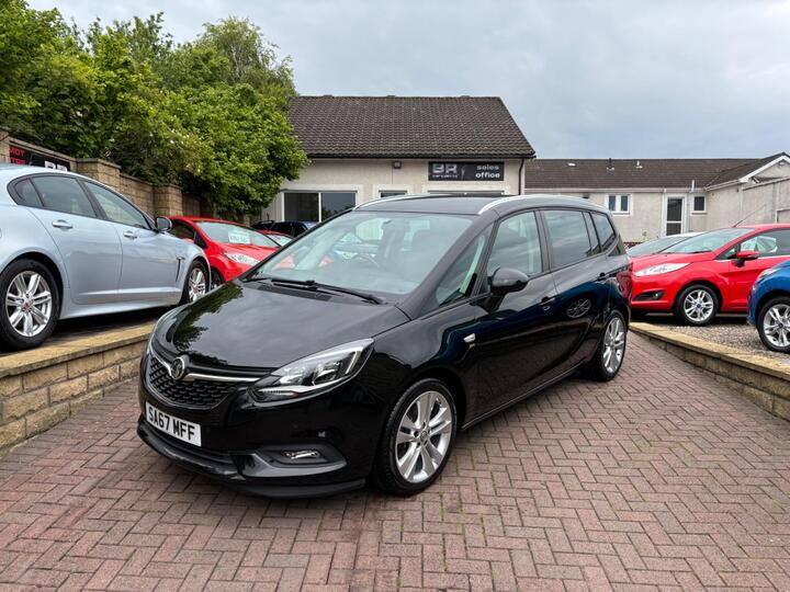 Vauxhall Zafira Tourer 2.0 CDTi SRi Nav Euro 6 (s/s) 5dr Vauxhall Zafira Tourer 2.0 CDTi SRi Nav Euro 6 (s/s) 5dr