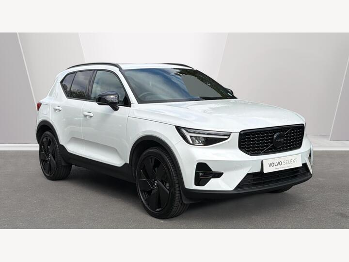 Volvo XC40 2.0 B3 MHEV Plus Black Edition DCT Auto Euro 6 (s/s) 5dr