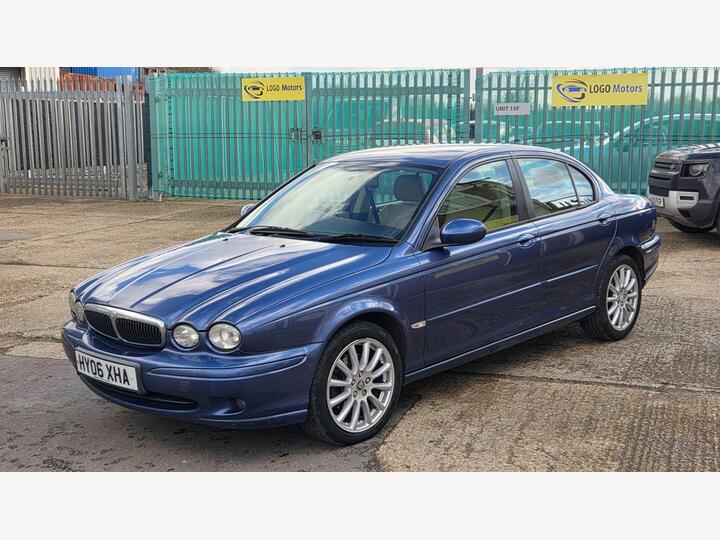 Jaguar X-Type 2.0D Classic 4dr Jaguar X-Type 2.0D Classic 4dr