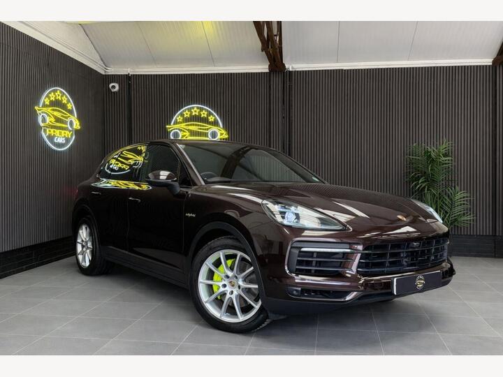 Porsche CAYENNE 3.0 V6 E-Hybrid 14.1kWh TiptronicS 4WD Euro 6 (s/s) 5dr (3.6kW Charger)