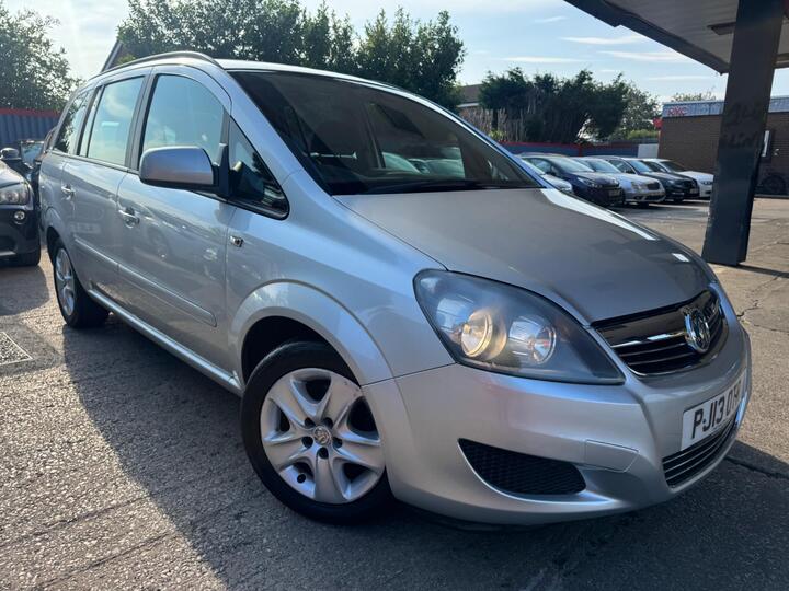 Vauxhall Zafira 1.6 16V Exclusiv Euro 5 5dr