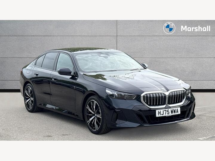 BMW 5 Series 2.0 520i MHT M Sport Steptronic Euro 6 (s/s) 4dr BMW 5 Series 2.0 520i MHT M Sport Steptronic Euro 6 (s/s) 4dr