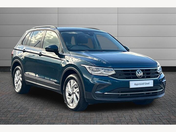 Volkswagen Tiguan 1.4 TSI 13kWh Life DSG Euro 6 (s/s) 5dr