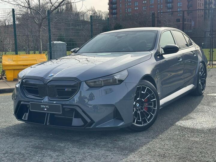 BMW M5 4.4 22.1kWh Steptronic XDrive Euro 6 (s/s) 4dr