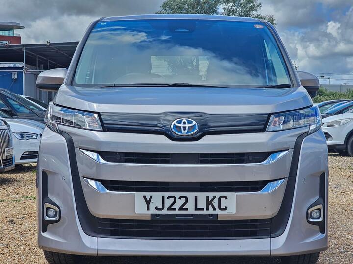 Toyota Noah 2022 1.8 Hybrid Petrol