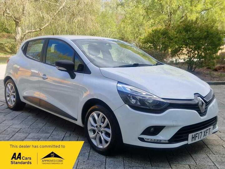 Renault Clio 1.2 16V Play Euro 6 5dr Renault Clio 1.2 16V Play Euro 6 5dr