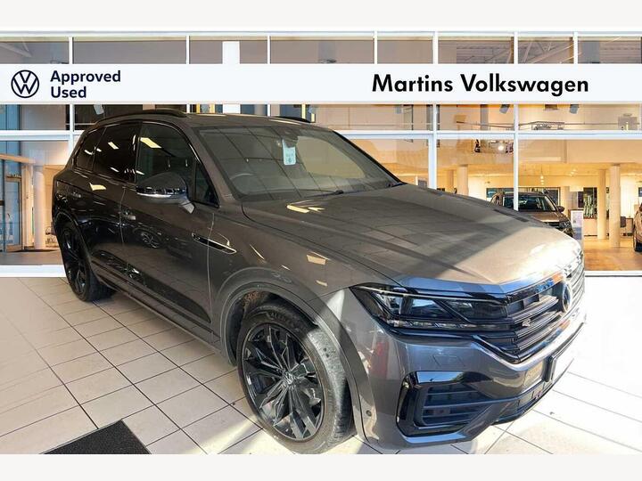 Volkswagen Touareg 3.0 TDI V6 Black Edition Tiptronic 4Motion Euro 6 (s/s) 5dr