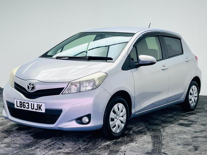 Toyota Yaris 1.33 Dual VVT-i Icon Multidrive S Euro 5 5dr