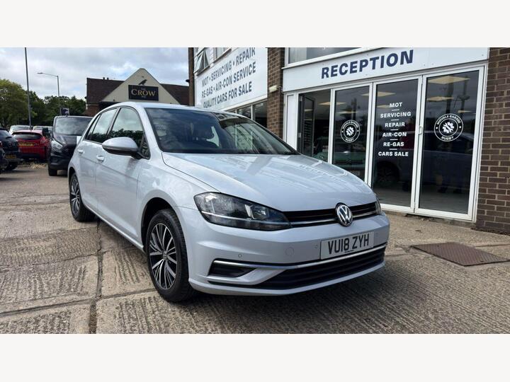 Volkswagen GOLF 1.0 TSI SE Nav Euro 6 (s/s) 5dr