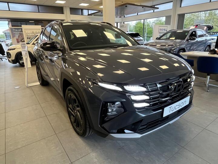 Hyundai TUCSON 1.6T Hybrid Black Line Auto Euro 6 (s/s) 5dr