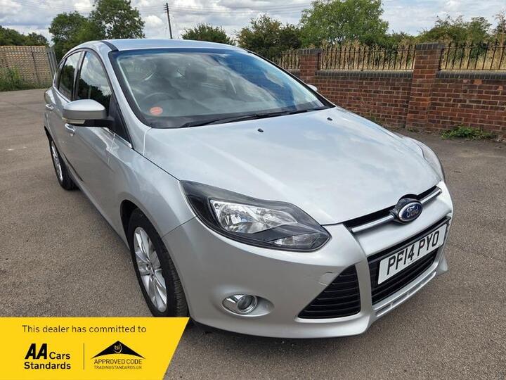 Ford Focus 1.6 Titanium Navigator Powershift Euro 5 5dr
