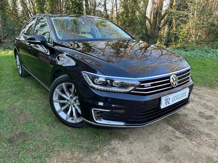 Volkswagen Passat 1.4 TSI GTE Advance DSG Euro 6 (s/s) 4dr