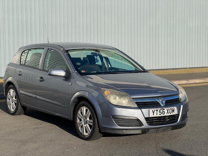 Vauxhall Astra 1.4i 16v Active 5dr