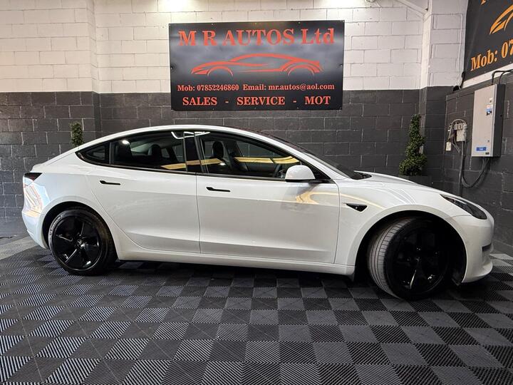 Tesla Model 3 (Dual Motor) Long Range Auto 4WDE 4dr