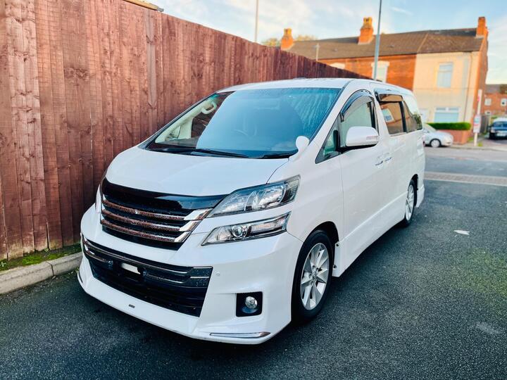 Toyota Vellfire 3.5 V6 AUTOMATIC MPV 7 SEATS