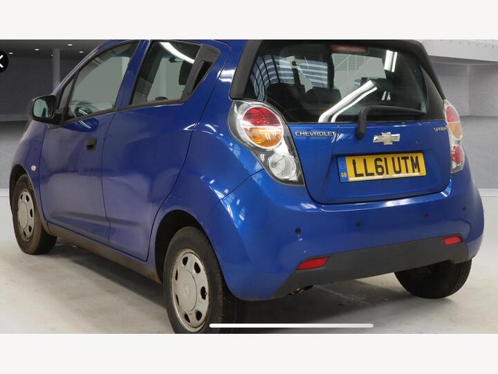 Chevrolet Spark 1.0i + Euro 5 5dr (No A/c)