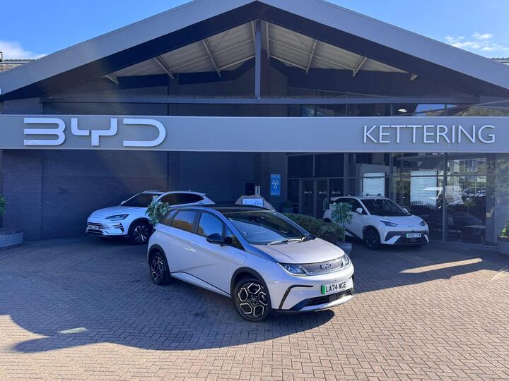 BYD Dolphin 60.48kWh Design Auto 5dr